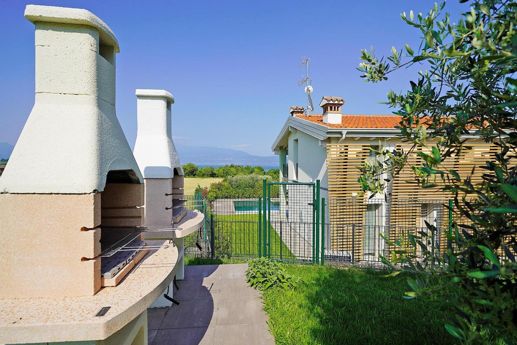 Gardaliva 2 Villa Manerba del Garda Exterior photo