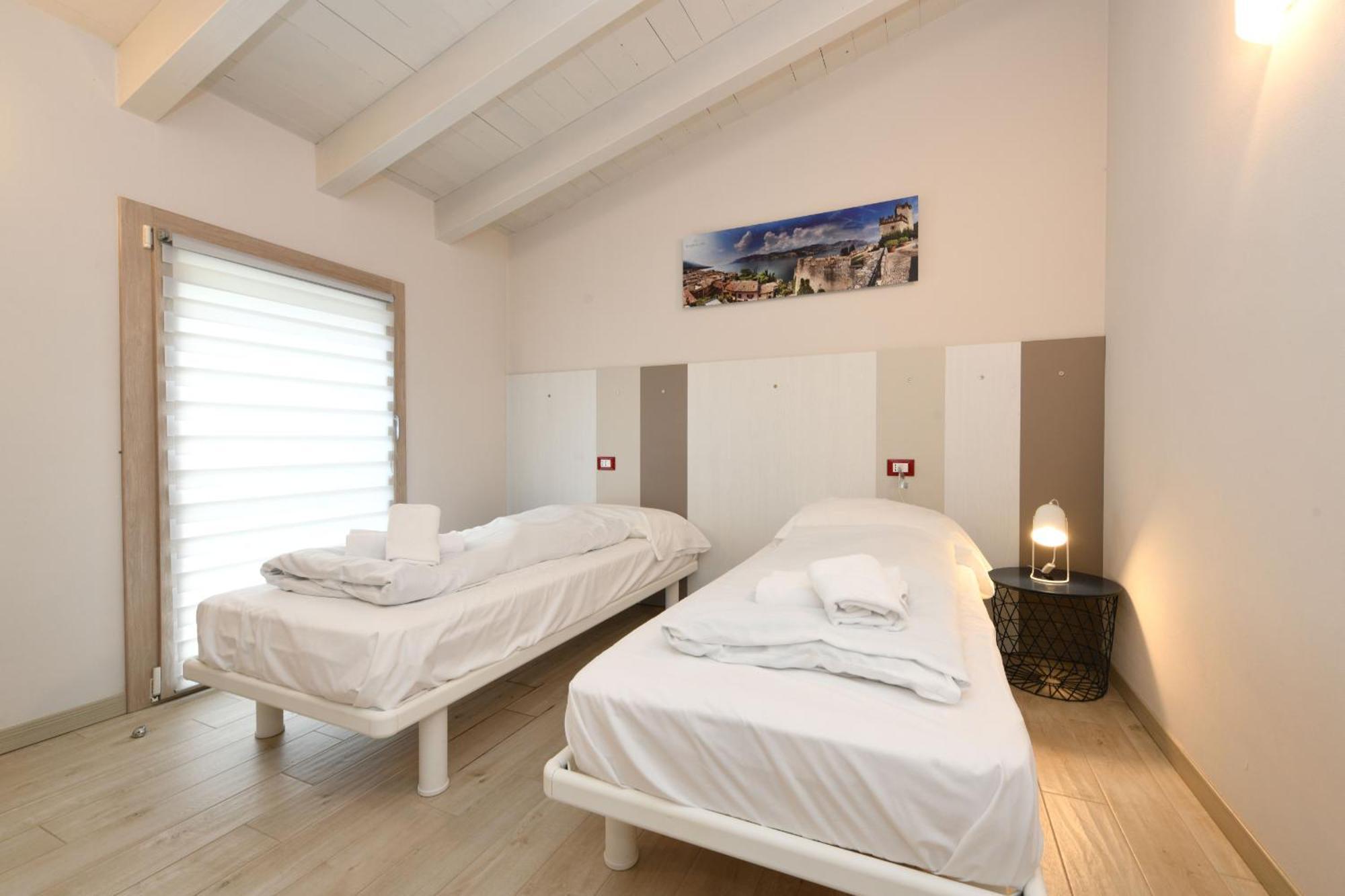Gardaliva 2 Villa Manerba del Garda Exterior photo