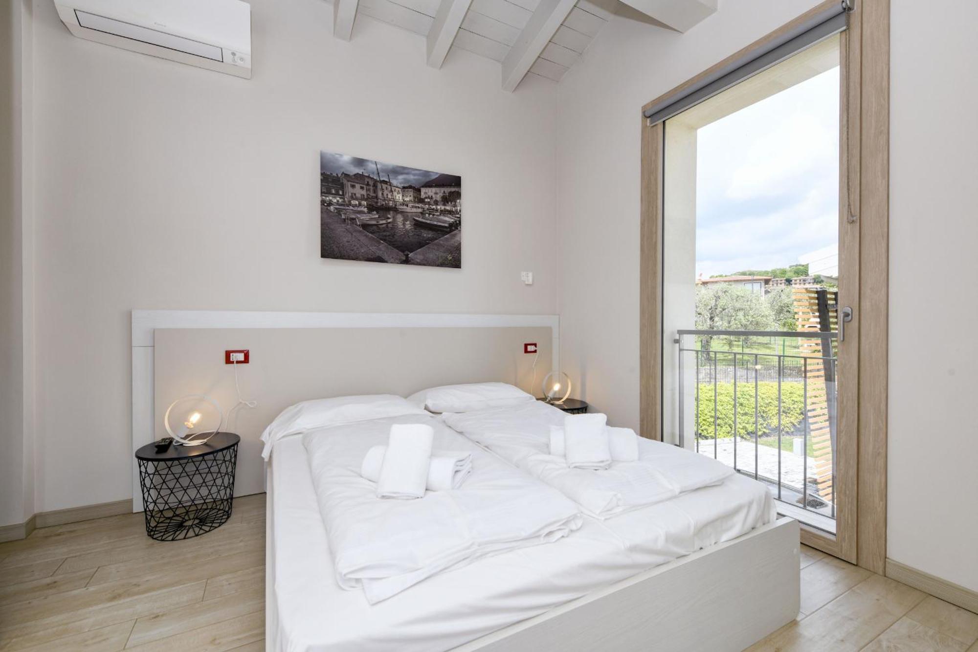 Gardaliva 2 Villa Manerba del Garda Exterior photo