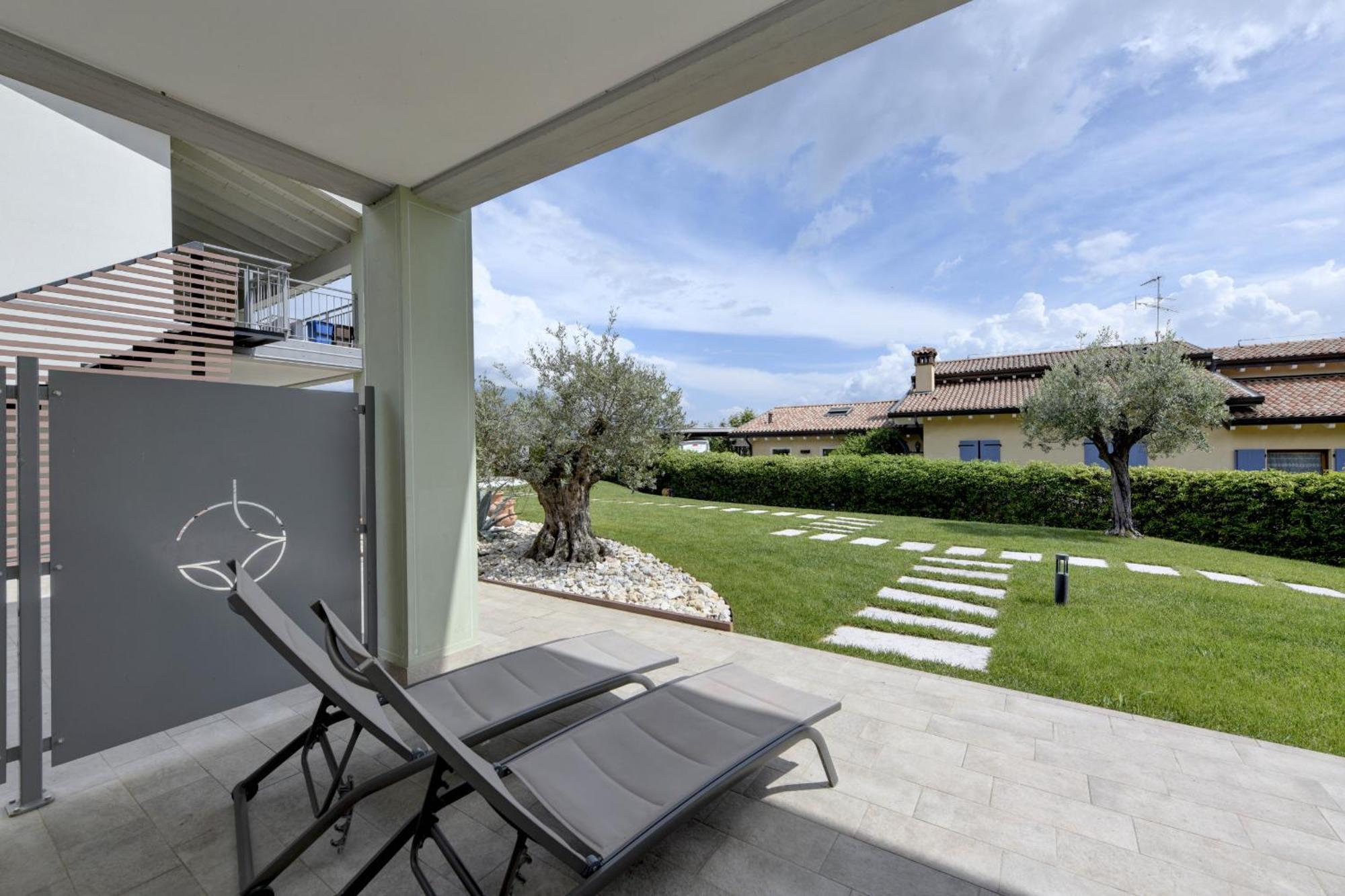 Gardaliva 2 Villa Manerba del Garda Exterior photo